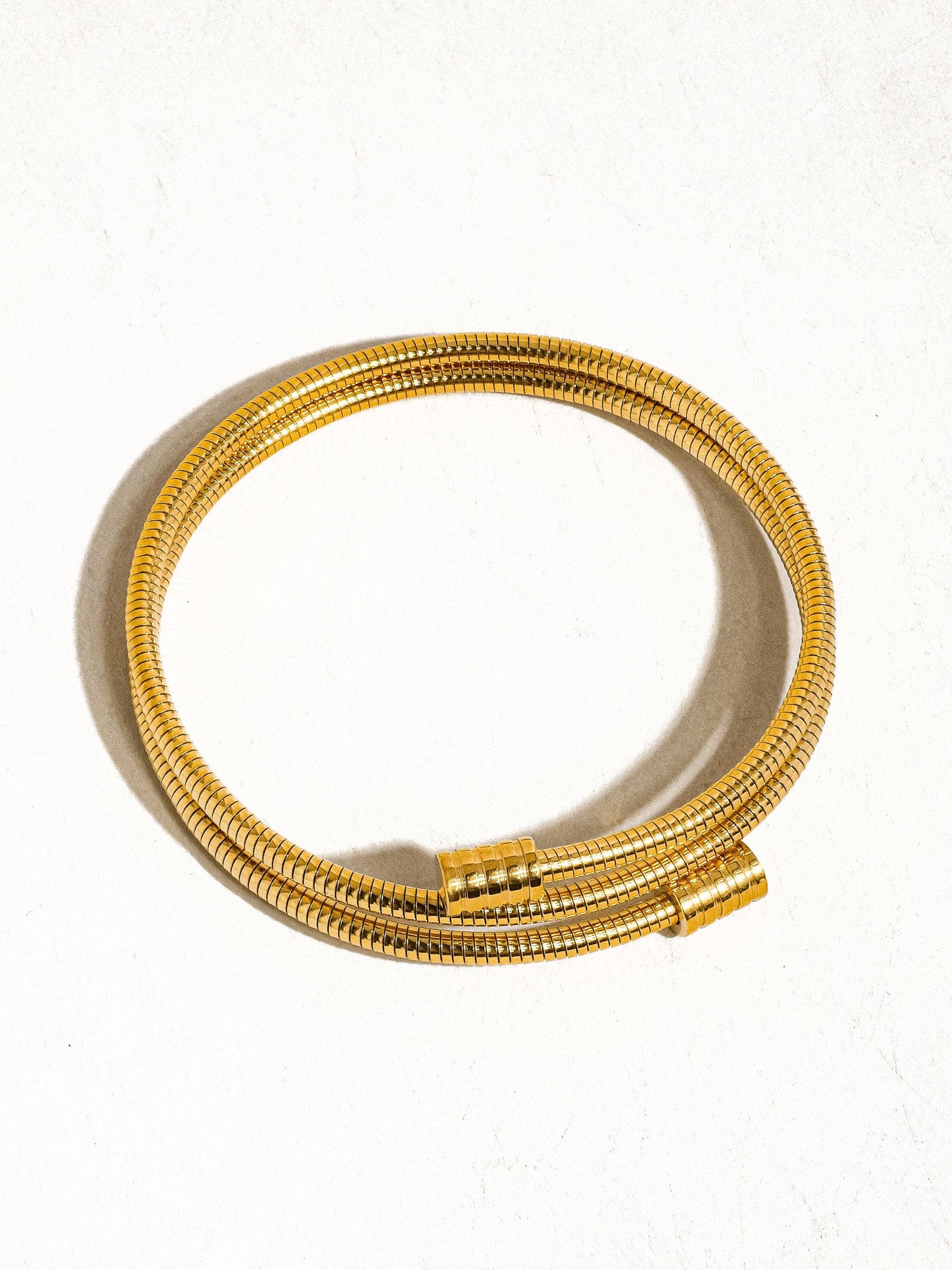 Arnell Non-Tarnish Round Snake Gold Chain Bracelet: Yellow Gold